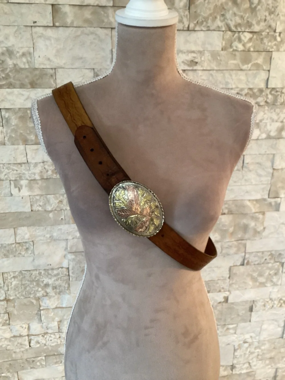 Vintage Wells W USA Tri-Tone Floral Filigree Western Belt Buckle & Leather Strap